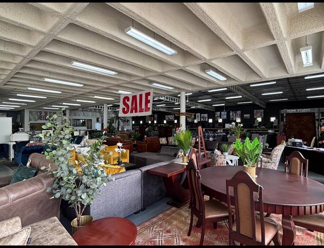825M² RETAIL TO LET IN SPRINGFIELD